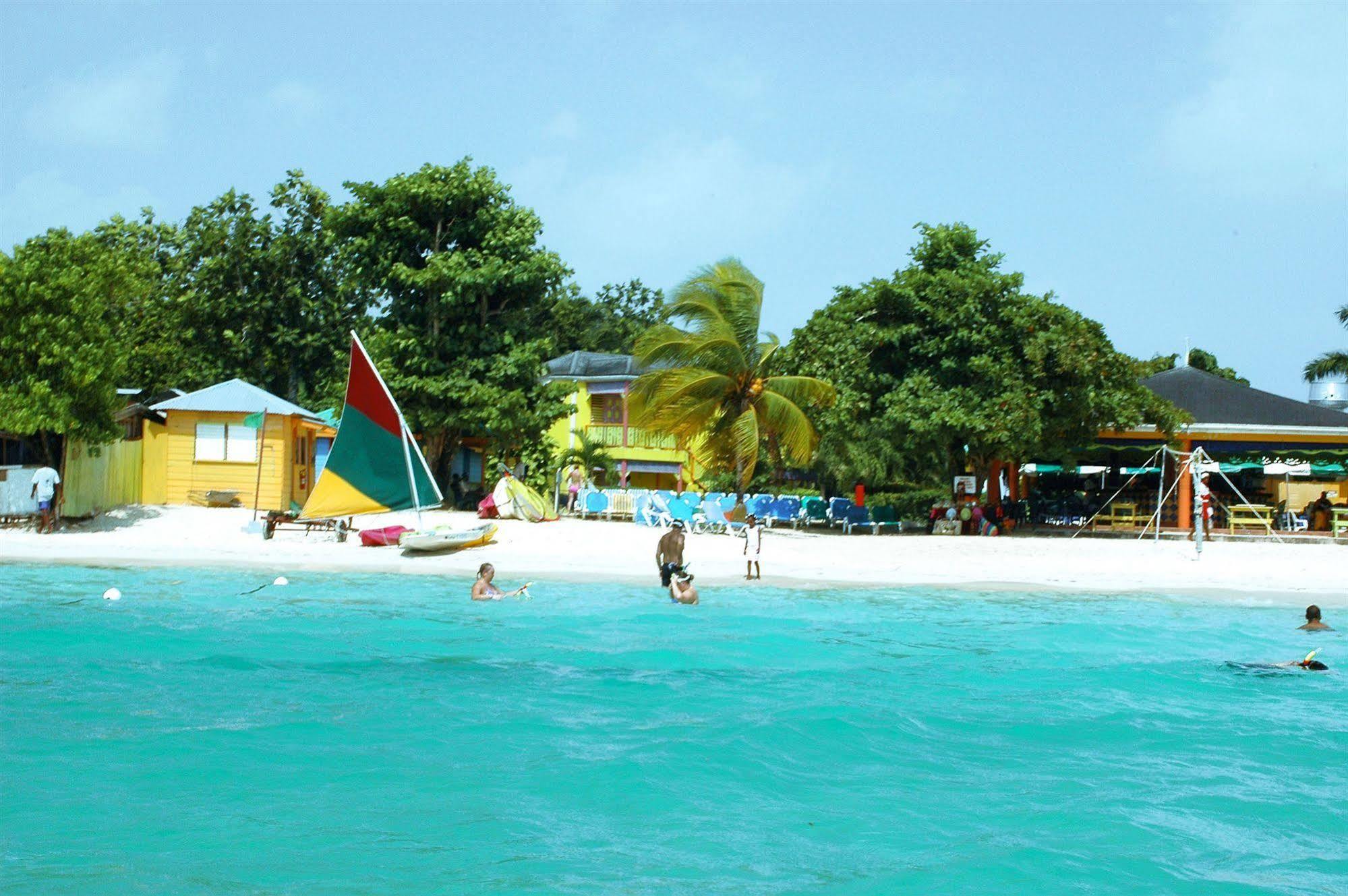 Hotel Grand Pineapple Beach Negril Zewnętrze zdjęcie